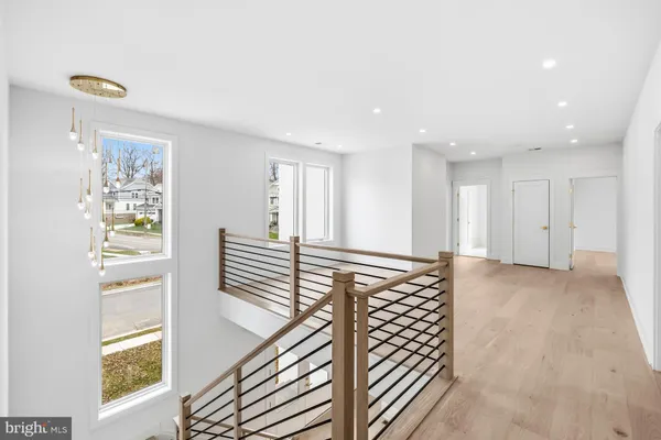 $2,485,000 | 719 Meadow Lane Southwest, Vienna, VA 22180