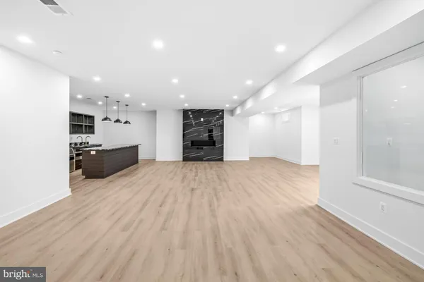 $2,485,000 | 719 Meadow Lane Southwest, Vienna, VA 22180