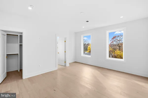 $2,485,000 | 719 Meadow Lane Southwest, Vienna, VA 22180