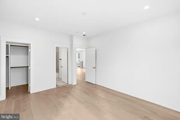 $2,485,000 | 719 Meadow Lane Southwest, Vienna, VA 22180