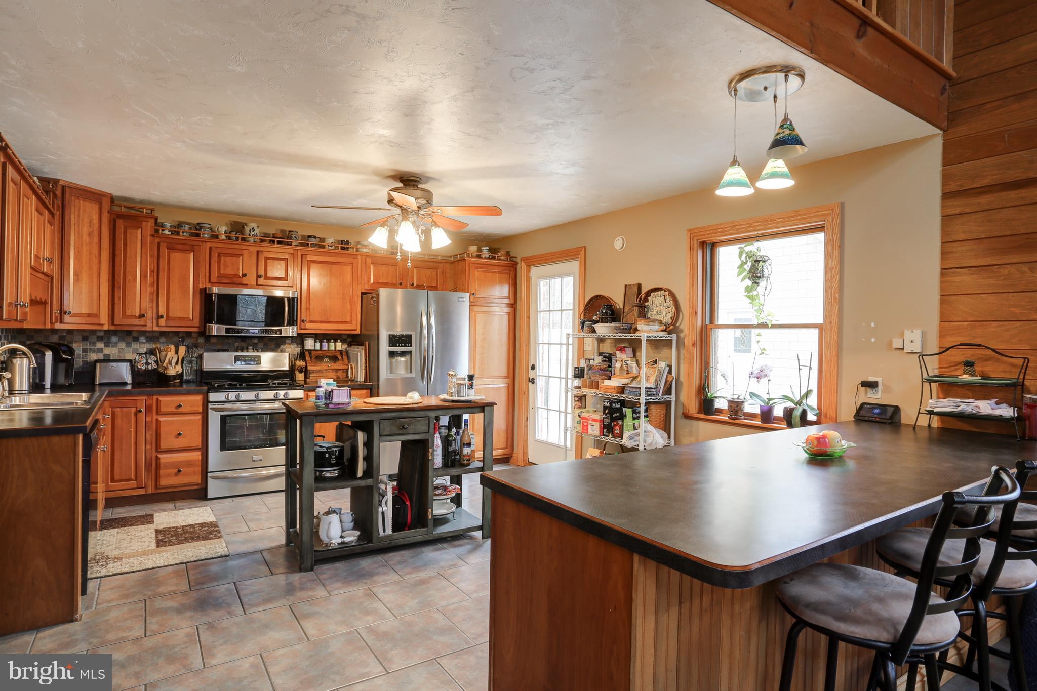 195 Pickett Road Dover, PA 17315 - Photo 12 of 50 Gallery Image 12