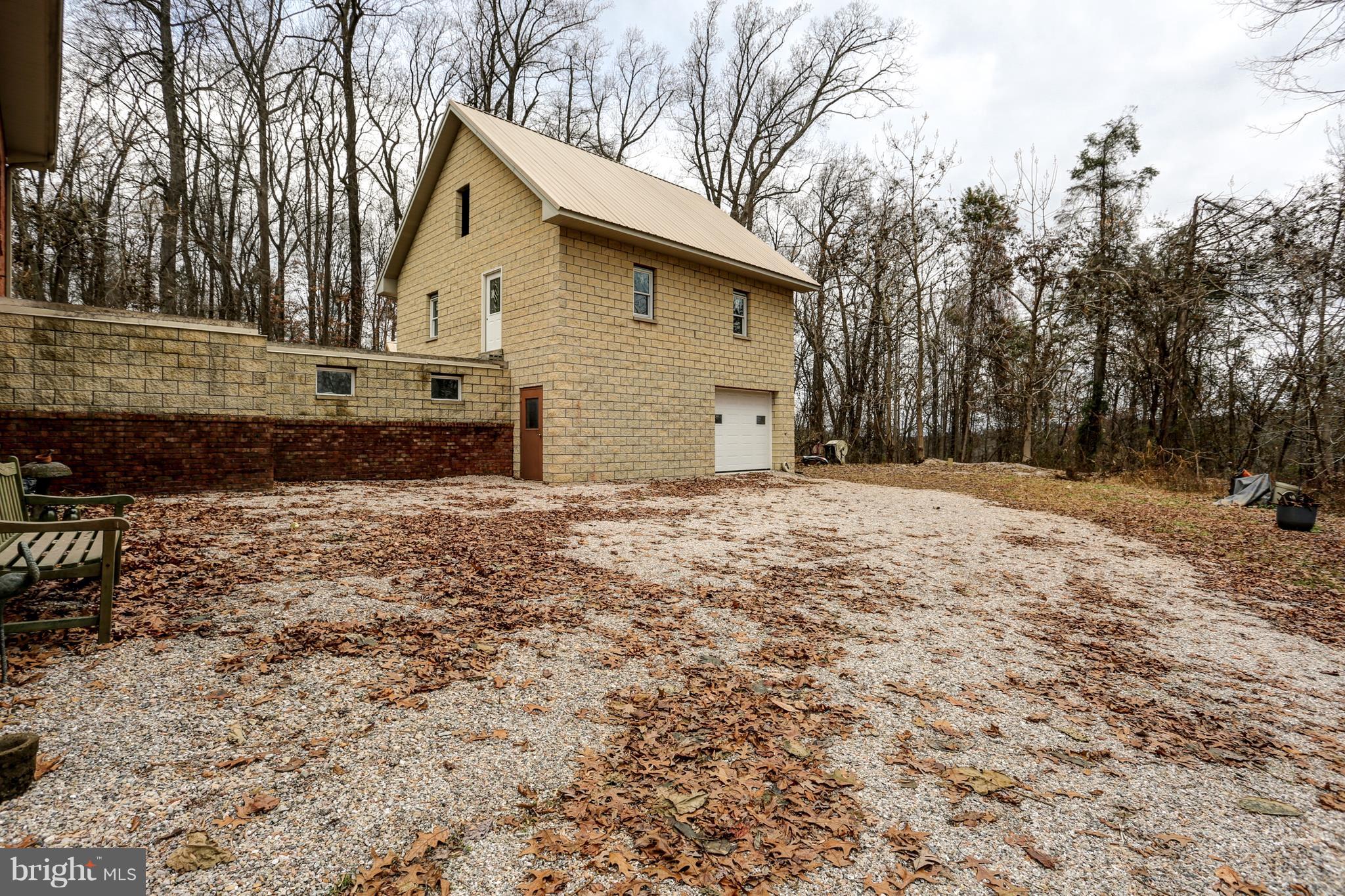 195 Pickett Road Dover, PA 17315 - Photo 46 of 50 Gallery Image 46