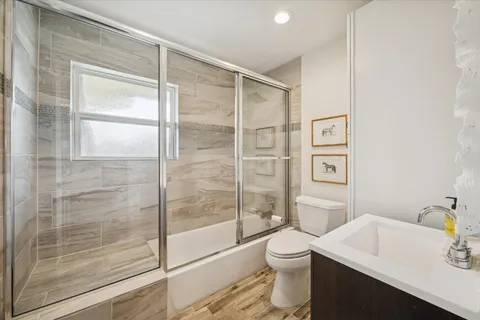 $699,000 | 9829 Pine Lake Drive, Houston, TX 77055