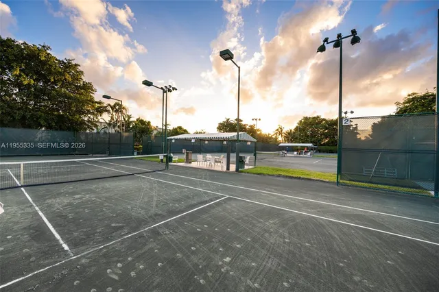 $435,000 | 1000 Quayside Terrace, Unit 1107, Miami, FL 33138