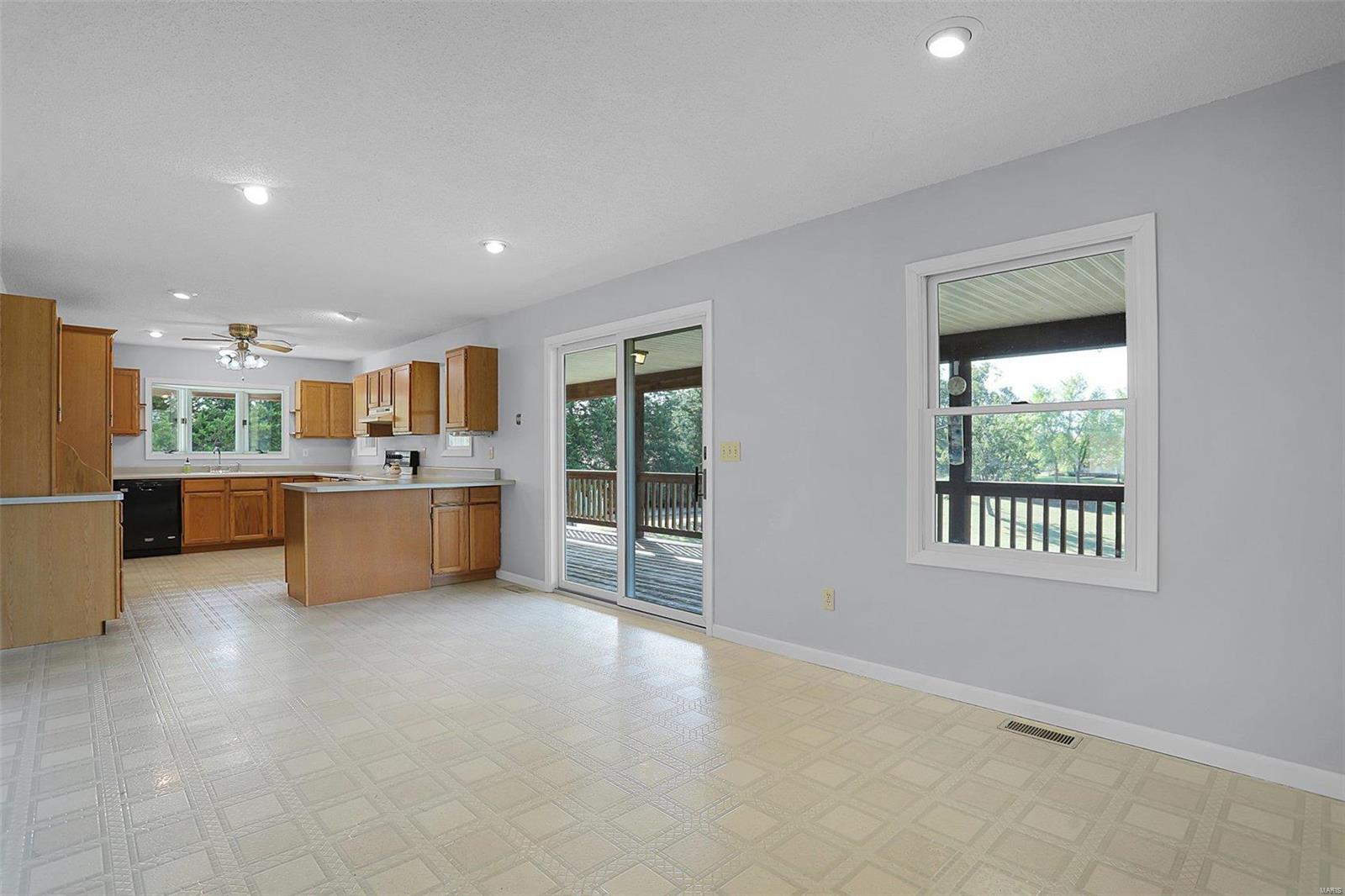 6485 Evergreen Loop Leslie, MO 63056 - Photo 22 of 67