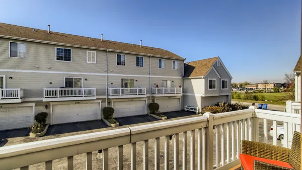 $3,300 | 9337 Harrison Street, Des Plaines, IL 60016