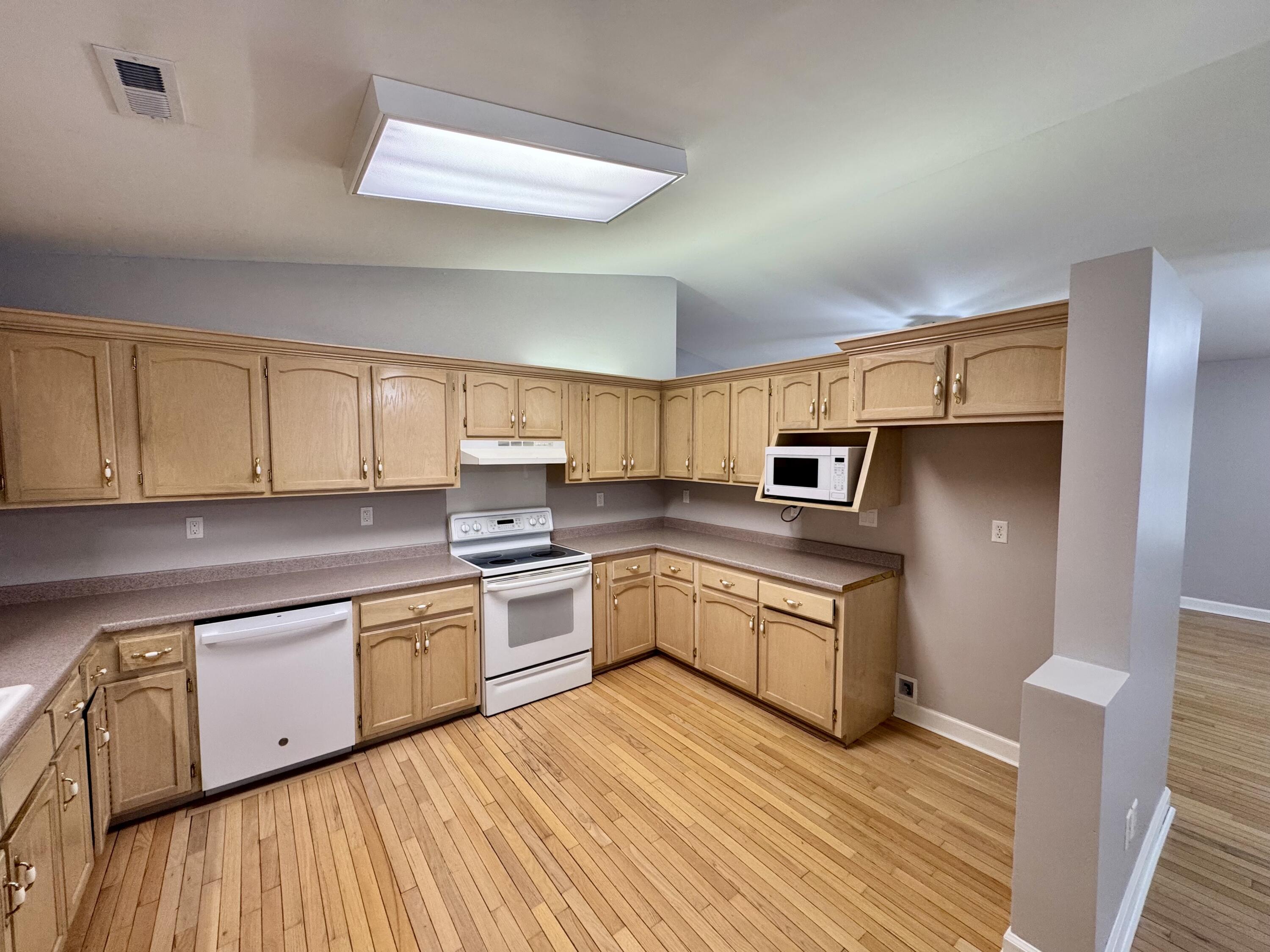 1801 Colbert Hollow Road Rock Spring, GA 30739 - Photo 13 of 38 kitchen
