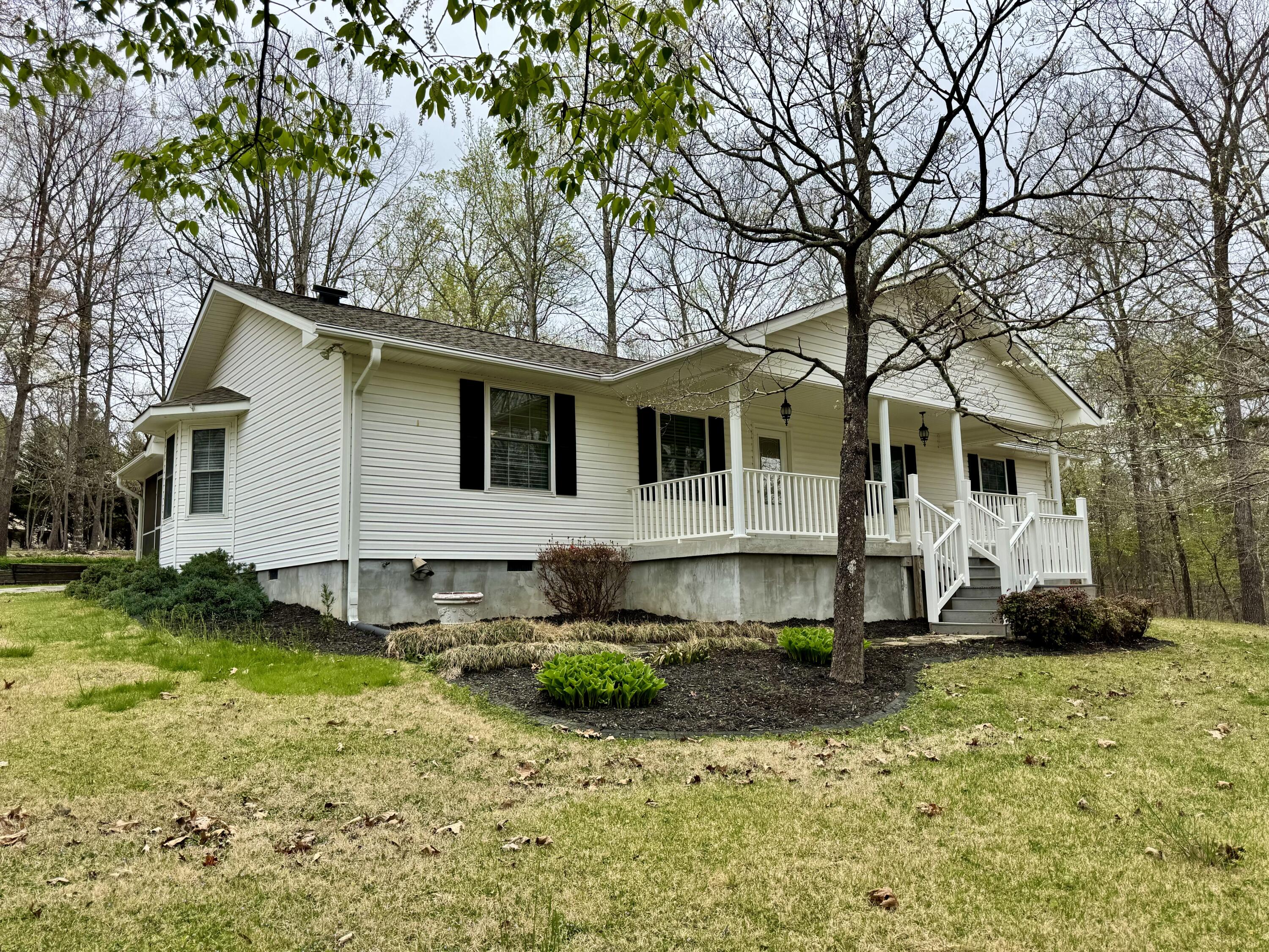 1801 Colbert Hollow Road Rock Spring, GA 30739 - Photo 5 of 38 driveway view