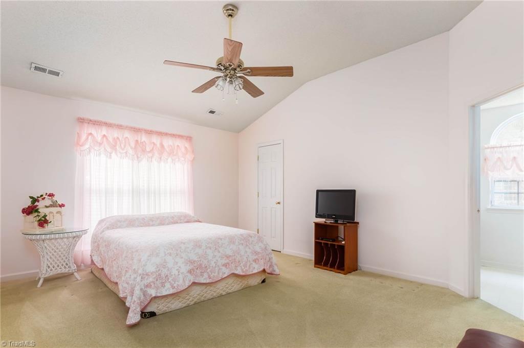 3976 Sorrell Court High Point, NC 27265 - Photo 14 of 24 Gallery Image 14