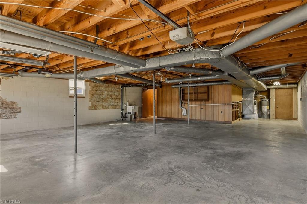 4325 Witherow Road Winston-Salem, NC 27106 - Photo 29 of 38 Gallery Image 29