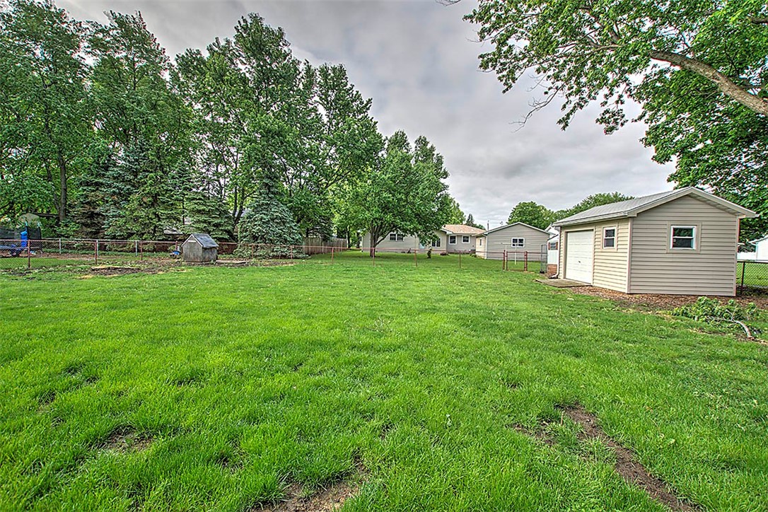 505 West Forsyth Road Forsyth, IL 62535 - Photo 29 of 36