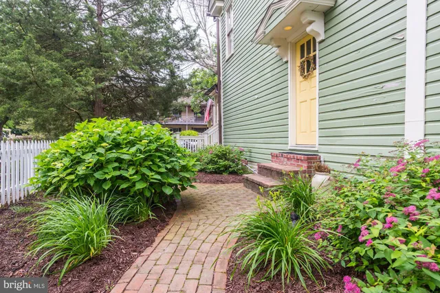 a view of a bench in a garden
