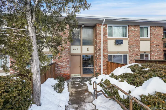 $225,000 | 1 Rolling Way, Unit C, Peekskill, NY 10566
