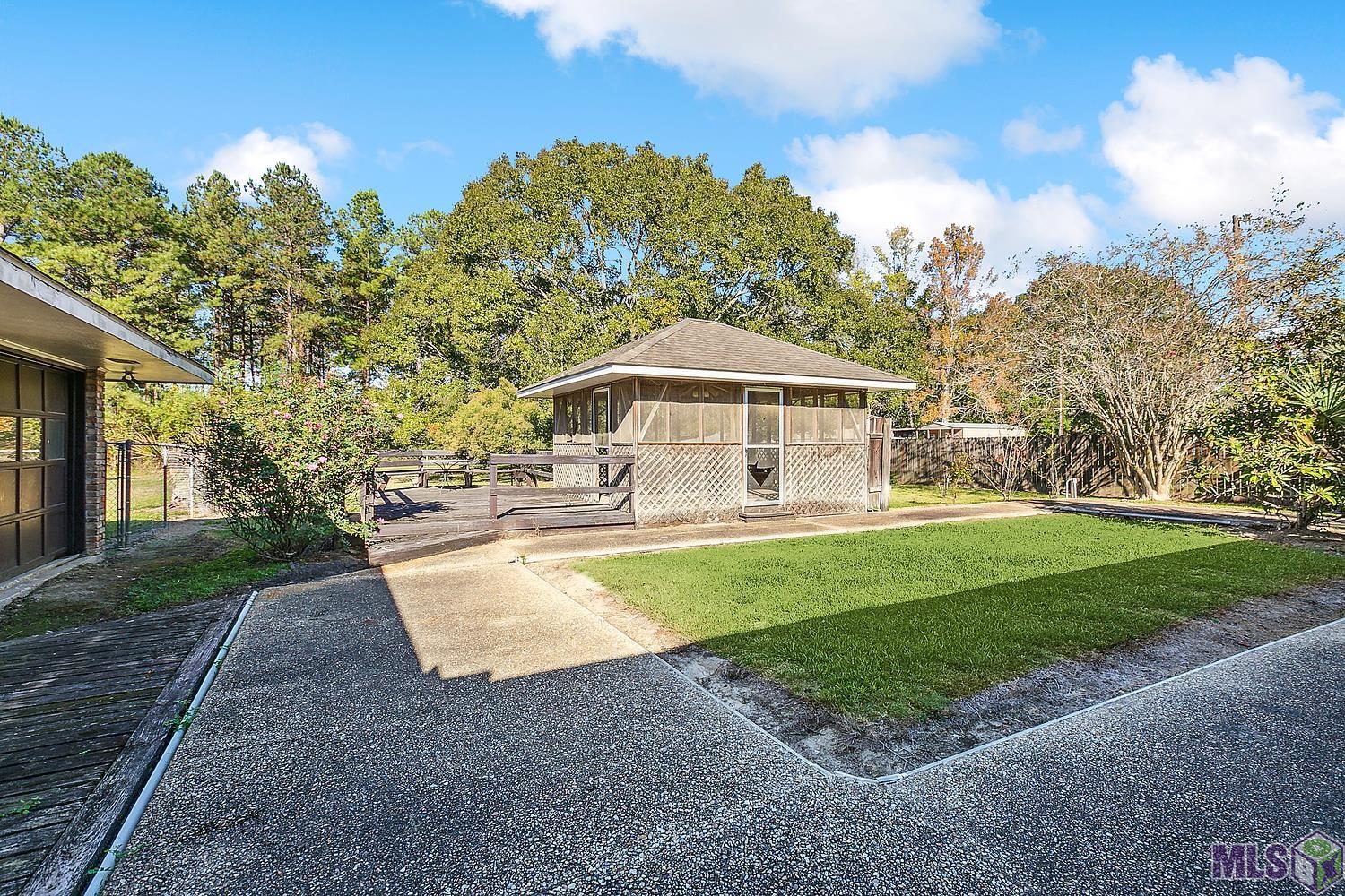 9080 Pettit Road Baker, LA 70714 - Photo 15 of 17 Gallery Image 15