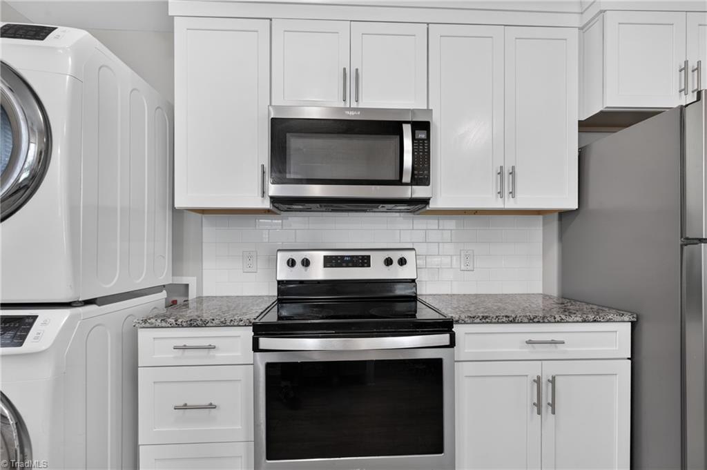 124 Manor Drive High Point, NC 27260 - Photo 18 of 44
