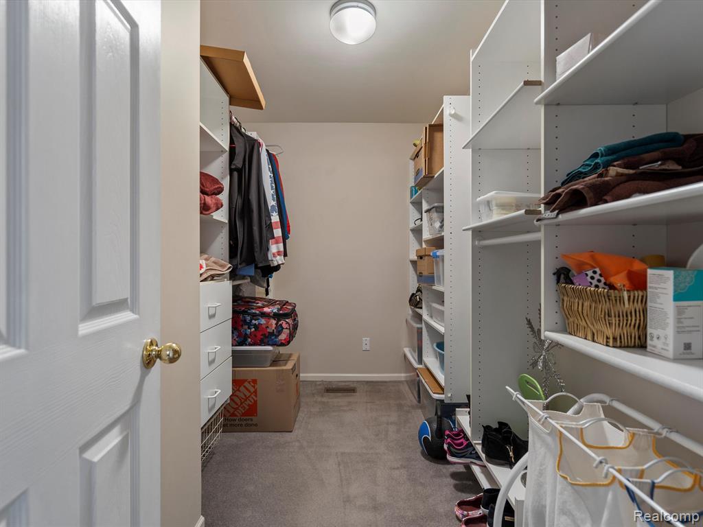 3584 Briarbrooke Lane Rochester, MI 48306 - Photo 25 of 43 Gallery Image 25