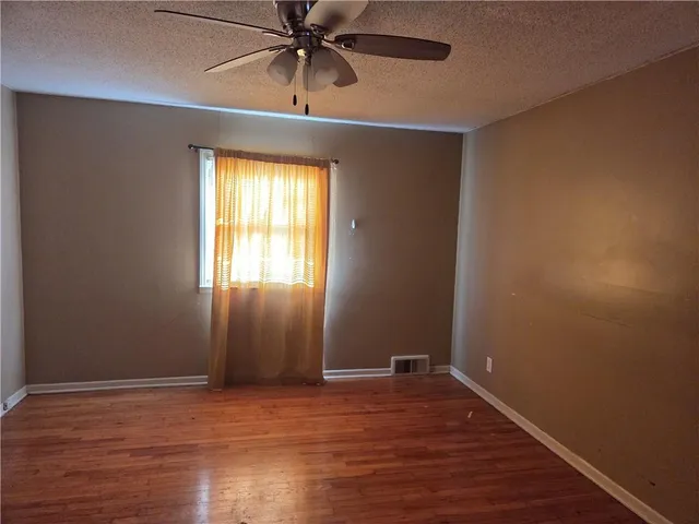 $175,000 | 8510 East 110 Terrace, Kansas City, MO 64134