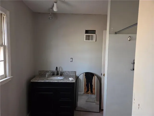 $175,000 | 8510 East 110 Terrace, Kansas City, MO 64134