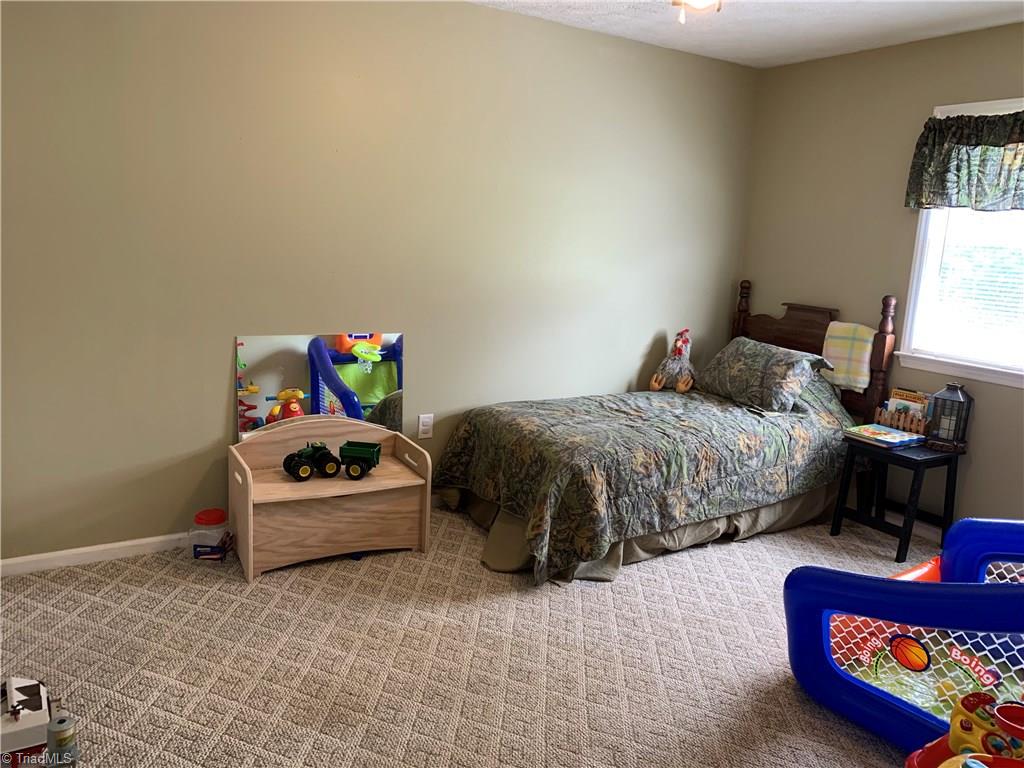 152 Oak Ridge Court Mount Airy, NC 27030 - Photo 18 of 28 Gallery Image 18