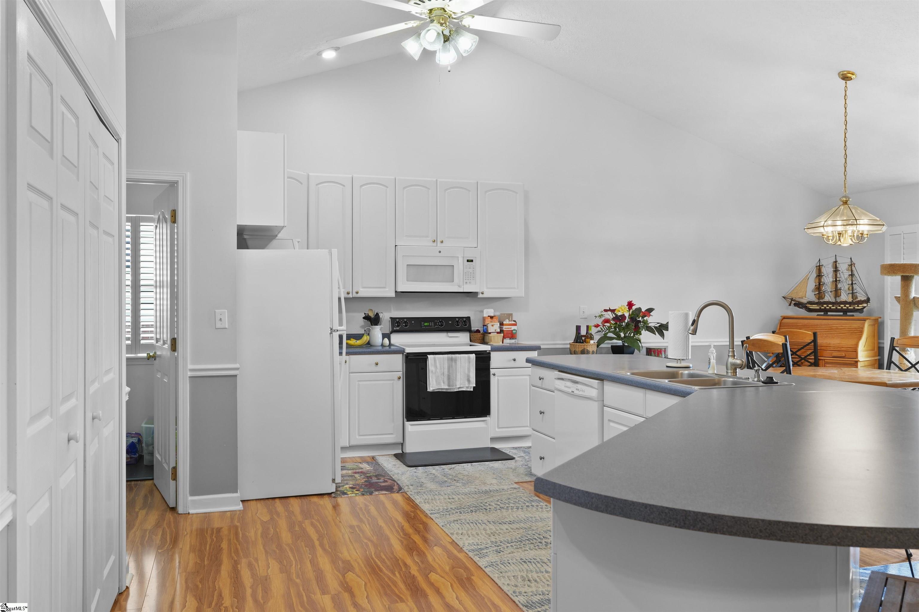 13 Terrace Ridge Drive Taylors, SC 29687 - Photo 12 of 27 Gallery Image 12