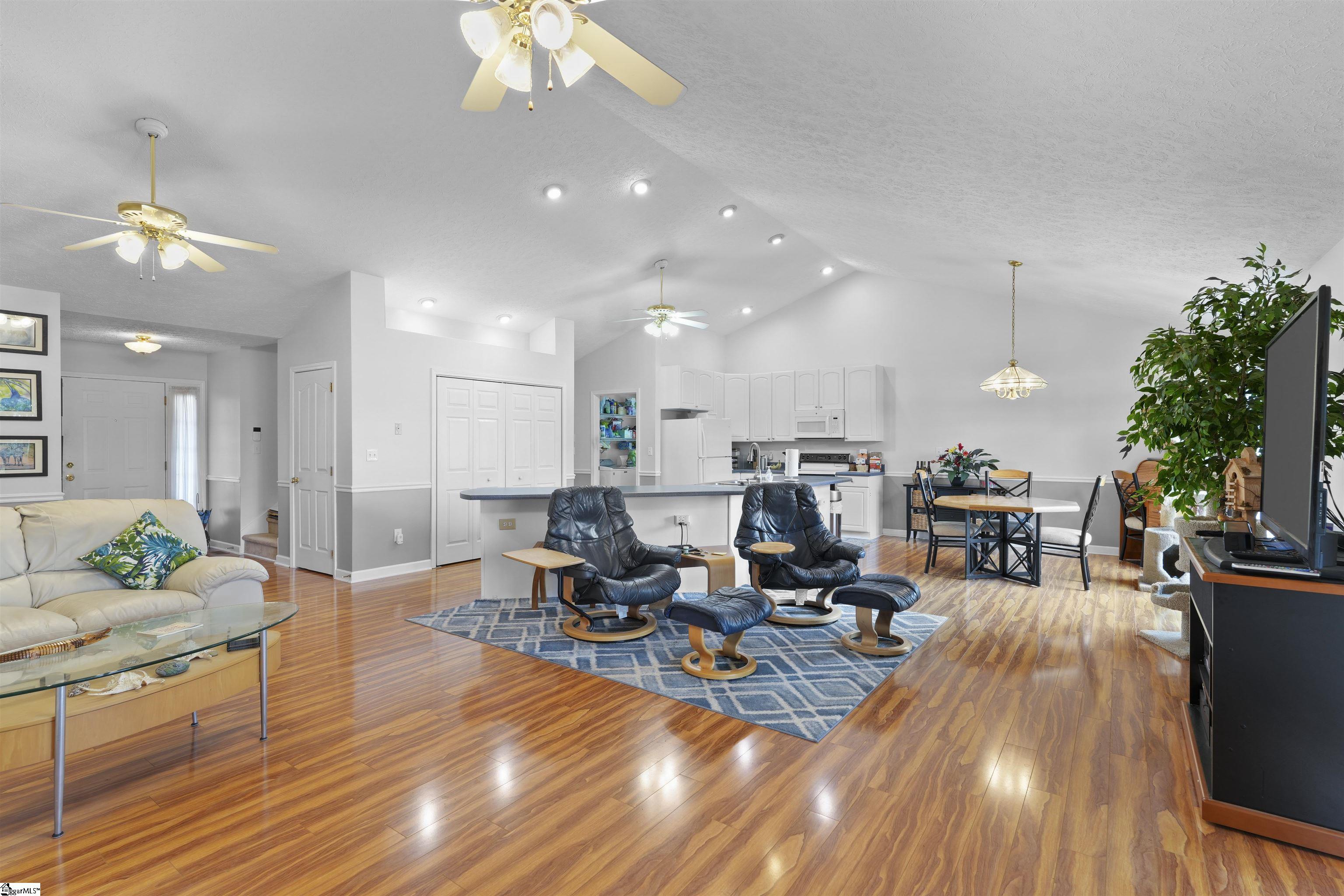 13 Terrace Ridge Drive Taylors, SC 29687 - Photo 8 of 27 Gallery Image 8