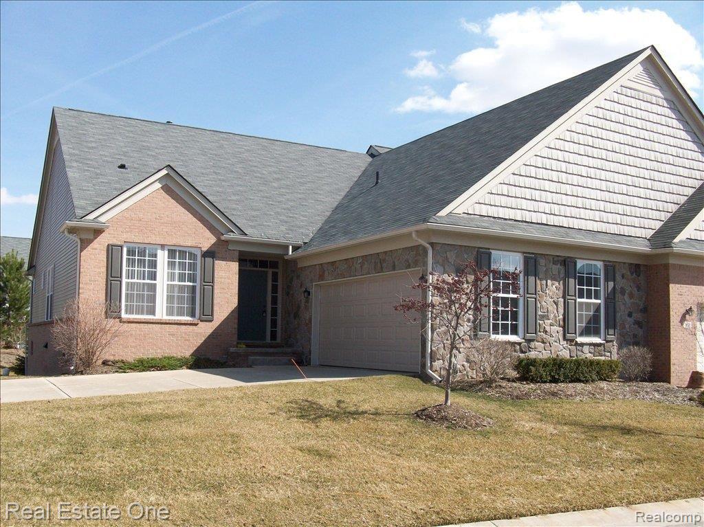 646 Telya Ridge, Unit 26 Milford, MI 48381 - Photo 1 of 15 100_1175