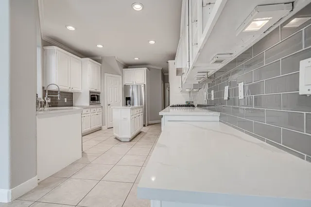 $5,000 | 6114 Sienna Arbor Lane, Houston, TX 77041