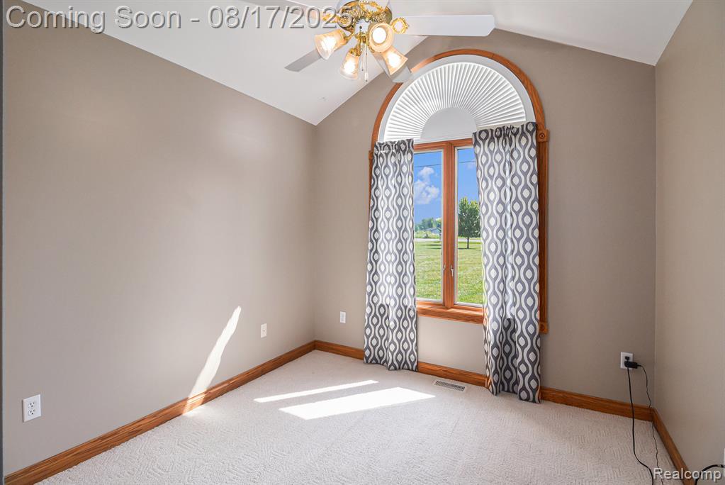 10480 Seymour Road Gaines, MI 48436 - Photo 17 of 29