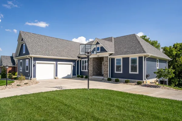 $699,000 | 795 Madison Ridge Road, Lawrenceburg, IN 47025