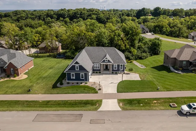 $714,900 | 795 Madison Ridge Road, Lawrenceburg, IN 47025