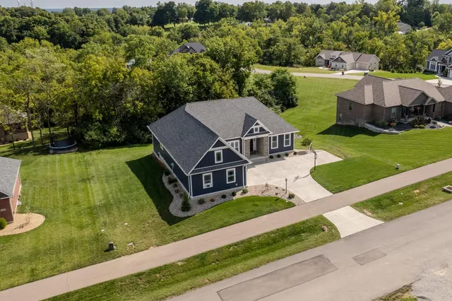 $714,900 | 795 Madison Ridge Road, Lawrenceburg, IN 47025