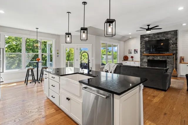 $714,900 | 795 Madison Ridge Road, Lawrenceburg, IN 47025