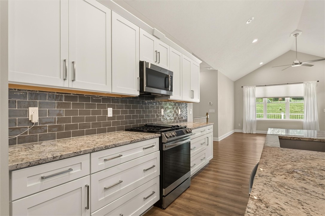 57 Thompson Lane Canandaigua City, NY 14424 - Photo 15 of 41