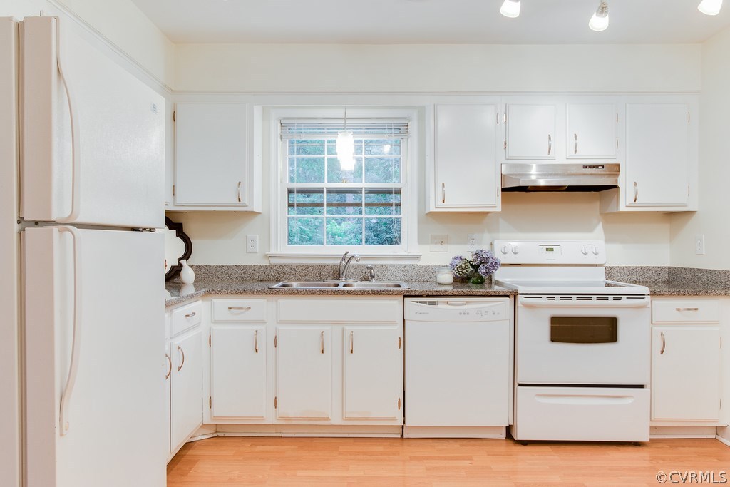 10624 Red Queen Road North Chesterfield, VA 23235 - Photo 8 of 28 Gallery Image 8