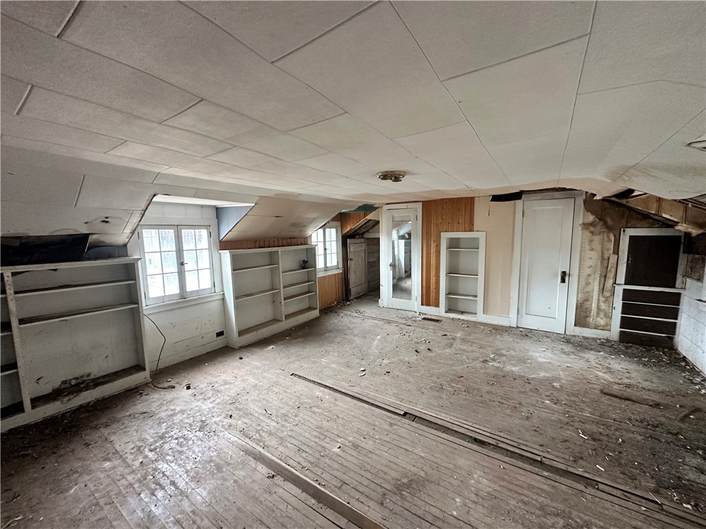 355 South Genesee Street Montour, NY 14865 - Photo 10 of 17