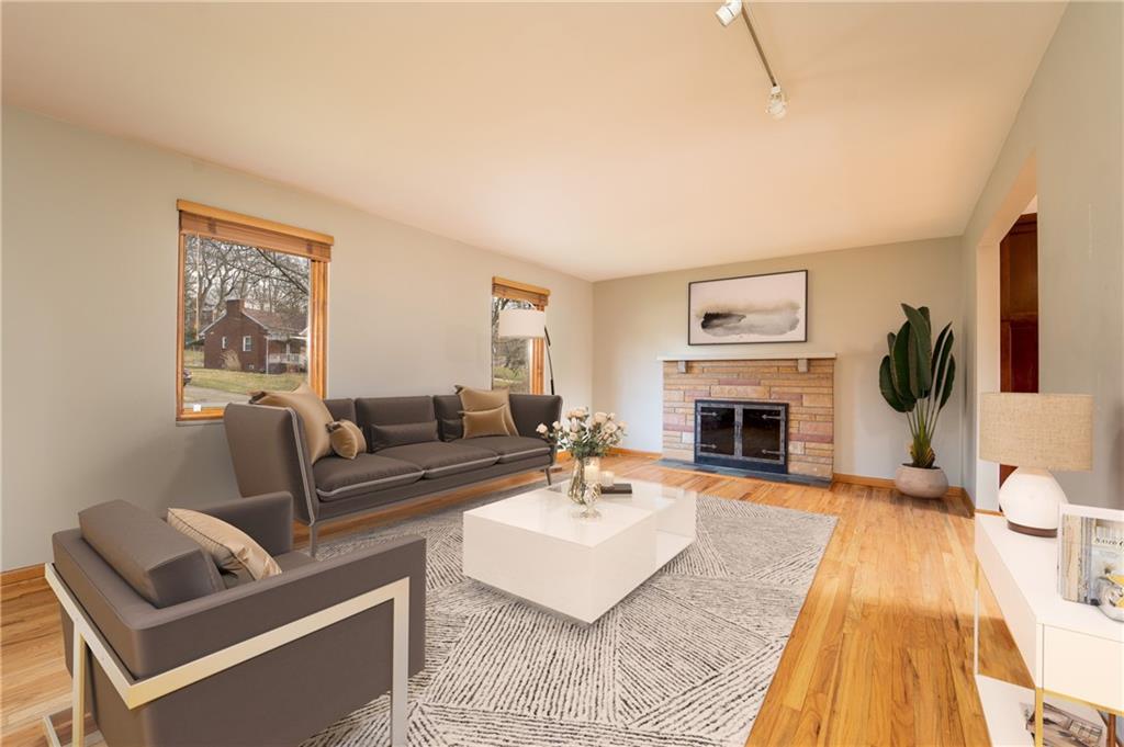18 Greenwood Road Pittsburgh, PA 15221 - Photo 3 of 24 Gallery Image 3