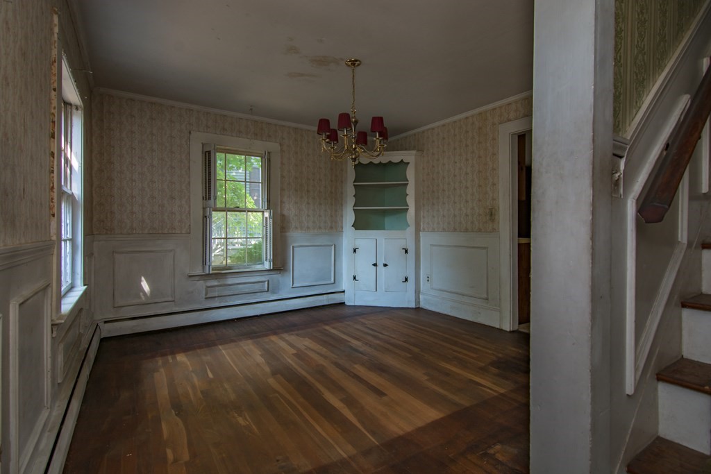 25 Topsfield Road Ipswich, MA 01938 - Photo 11 of 28 Gallery Image 11