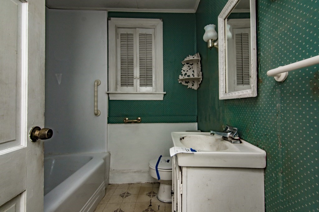 25 Topsfield Road Ipswich, MA 01938 - Photo 16 of 28 Gallery Image 16