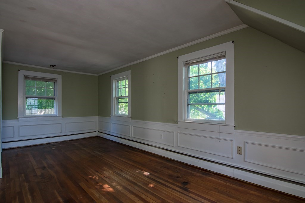 25 Topsfield Road Ipswich, MA 01938 - Photo 21 of 28 Gallery Image 21