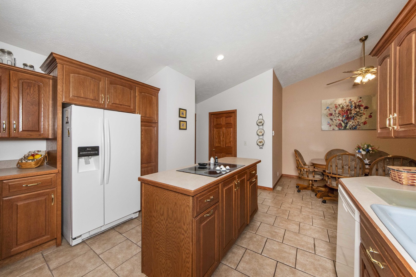 711 Alice Street Minonk, IL 61760 - Photo 8 of 37