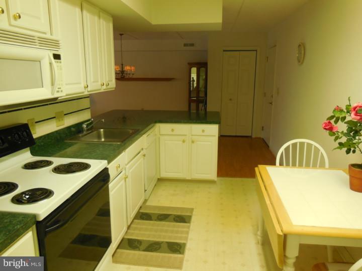 310 Brandon Road Norristown, PA 19403 - Photo 12 of 17 Gallery Image 12