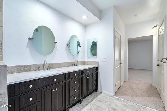 $1,150,000 | 4229 Harbour Island Lane, Oxnard, CA 93035