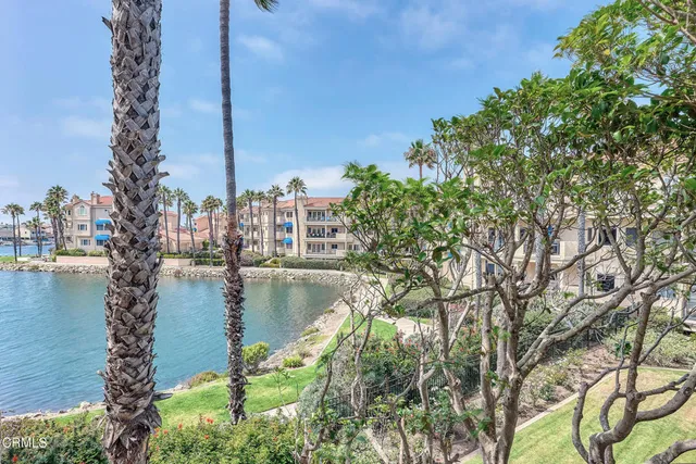 $1,150,000 | 4229 Harbour Island Lane, Oxnard, CA 93035