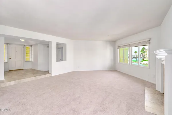 $999,999 | 4229 Harbour Island Lane, Oxnard, CA 93035