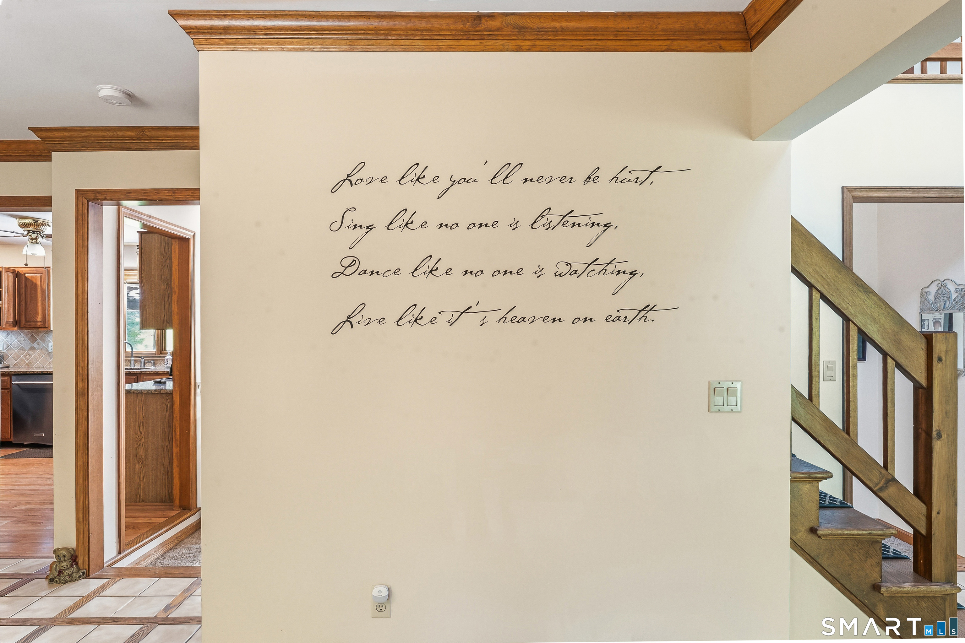 16 Palestine Road Newtown, CT 06470 - Photo 4 of 40