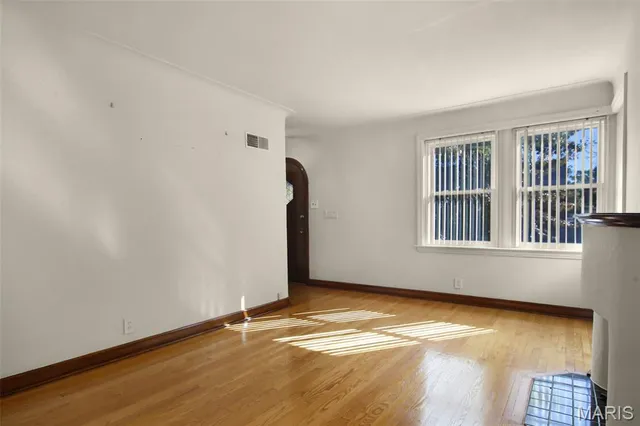 $249,999 | 6147 Adkins Avenue, St. Louis, MO 63116