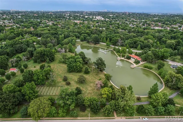 $249,999 | 6147 Adkins Avenue, St. Louis, MO 63116