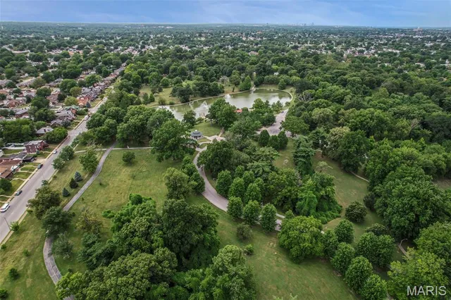 $249,999 | 6147 Adkins Avenue, St. Louis, MO 63116