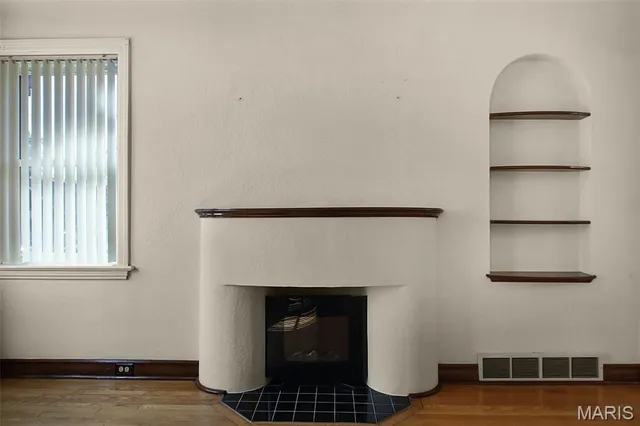 $249,999 | 6147 Adkins Avenue, St. Louis, MO 63116