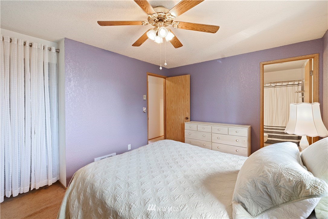 1426 226th Place Southwest Bothell, WA 98021 - Photo 6 of 14